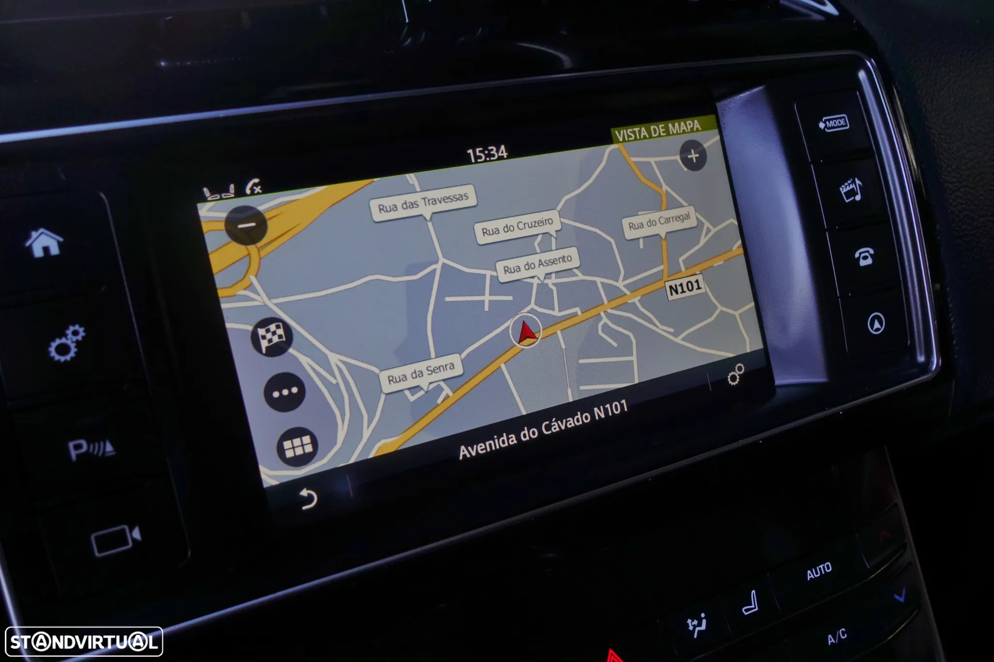 Jaguar XE 2.0 D R-Sport Aut. - 50
