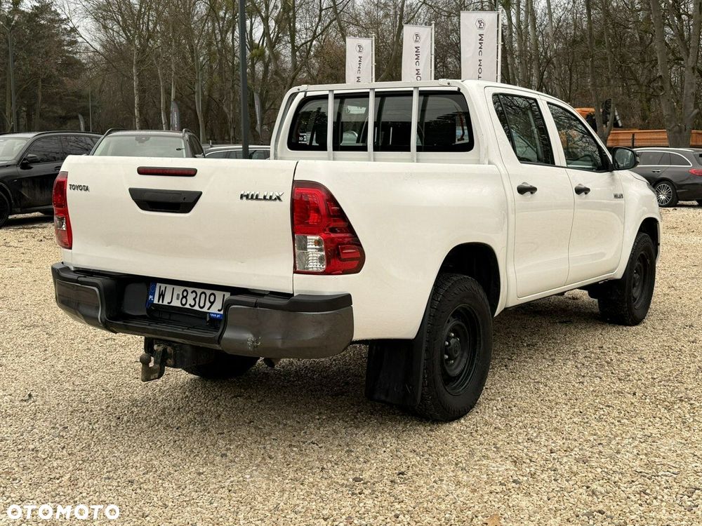 Toyota Hilux 2.4 D-4D Double Cab DLX 4x4 - 3