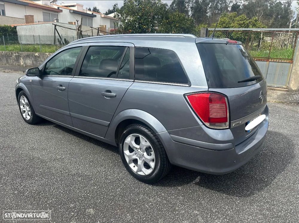 Opel Astra Caravan 1.7 CDTi Cosmo - 4