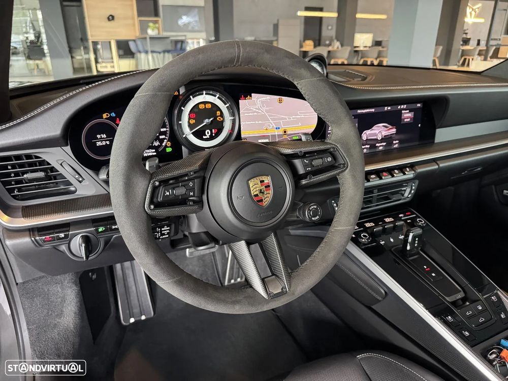 Porsche 911 (992) Carrera S PDK - 10