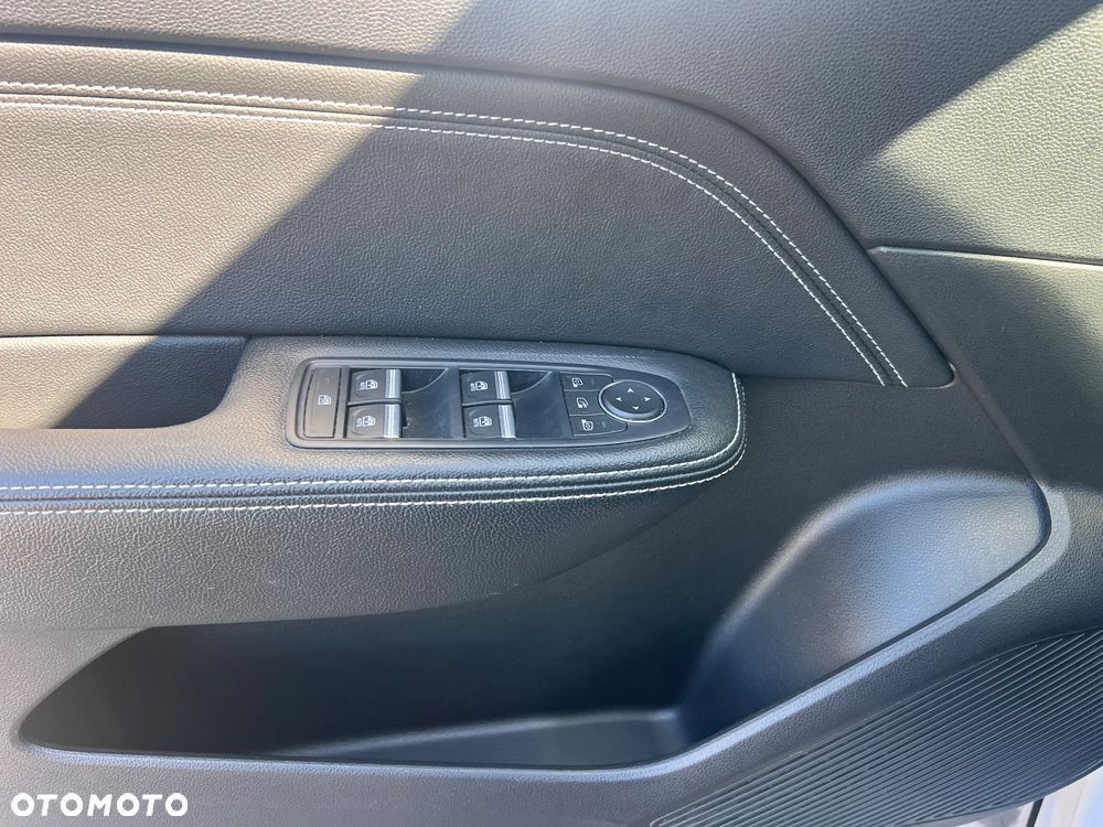 Renault Arkana E-TECH 145 INTENS - 18