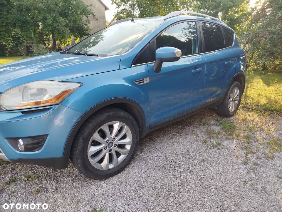 Ford Kuga - 1