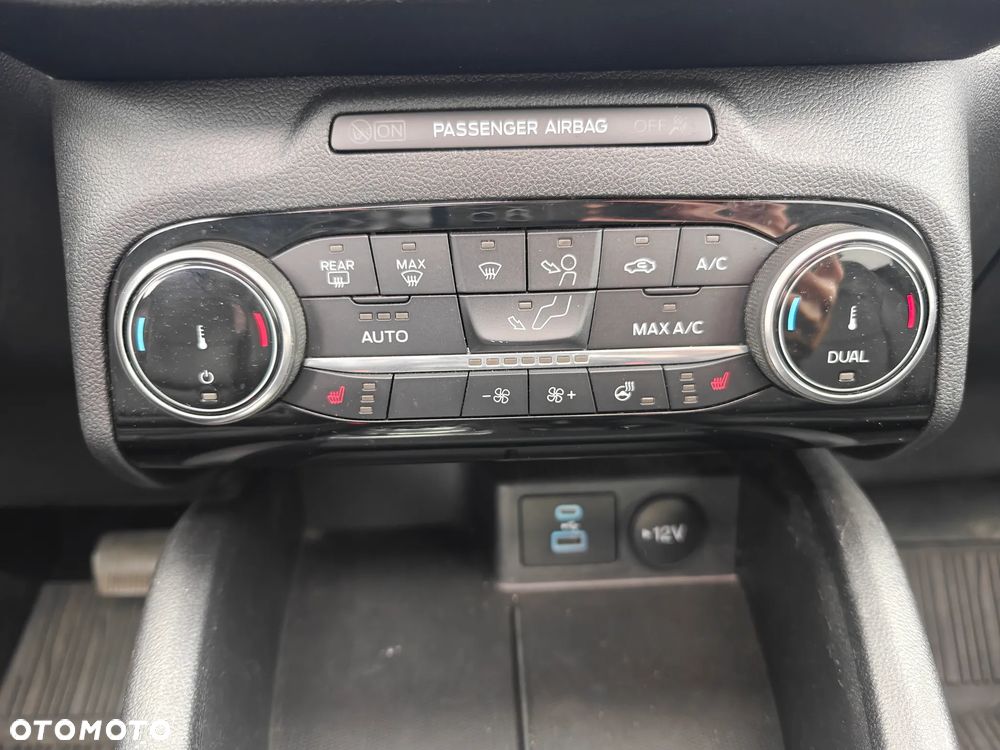 Ford Escape - 34