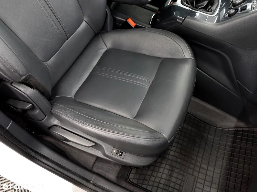 Peugeot 5008 2.0 HDi Premium + - 15