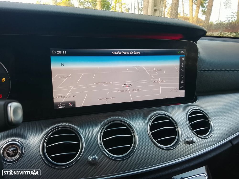 Mercedes-Benz E 220 d AMG - 15