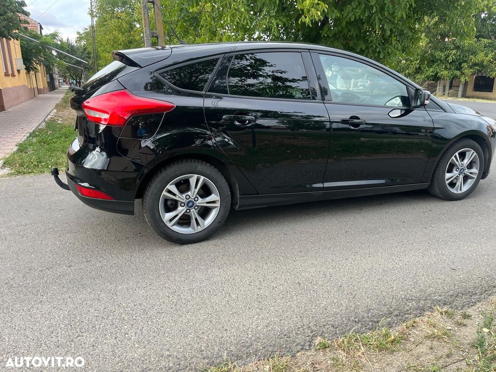 Ford Focus 1.0 EcoBoost Active - 2