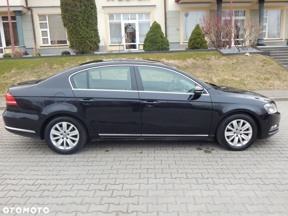Volkswagen Passat - 7