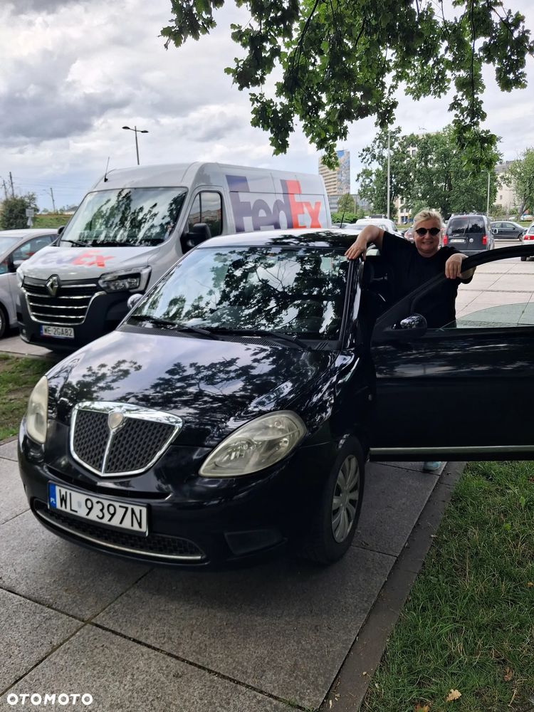 Lancia Ypsilon 1.2 8V Argento (5 os.) - 4