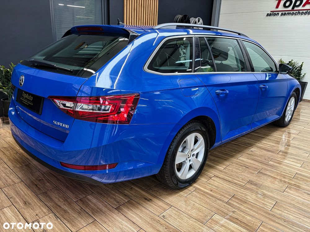 Skoda Superb 1.6 TDI Ambition DSG - 8