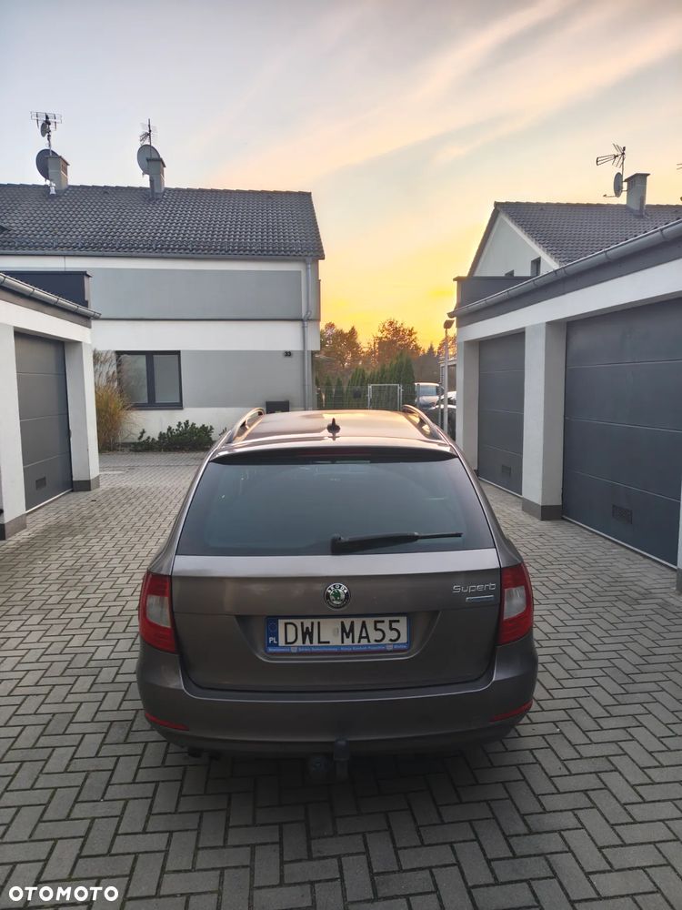 Skoda Superb 1.6 TDI Ambition Greenline - 5