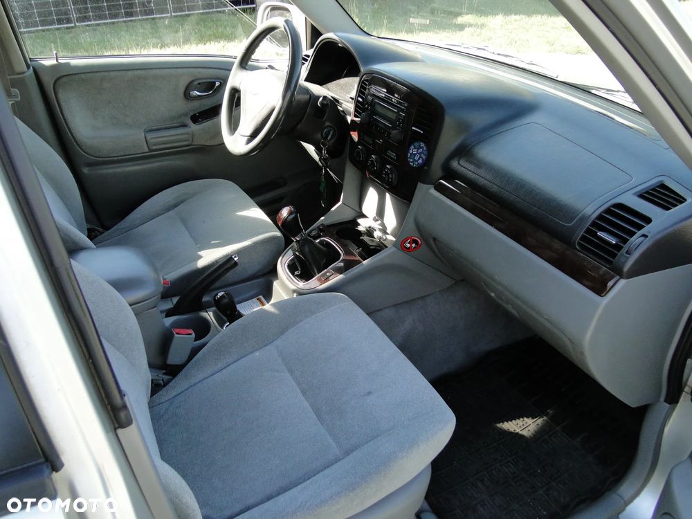Suzuki Grand Vitara XL-7 2.0 TD Comfort + - 10
