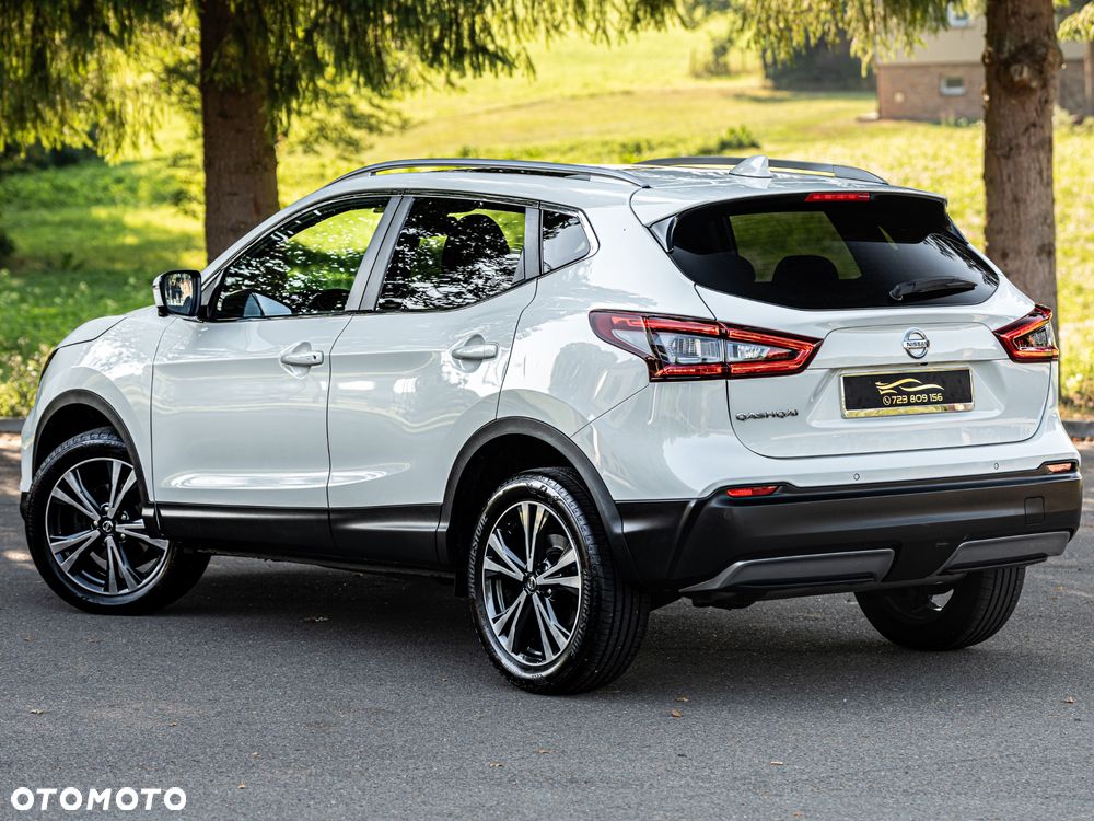Nissan Qashqai 1.6 DIG-T N-Connecta - 25
