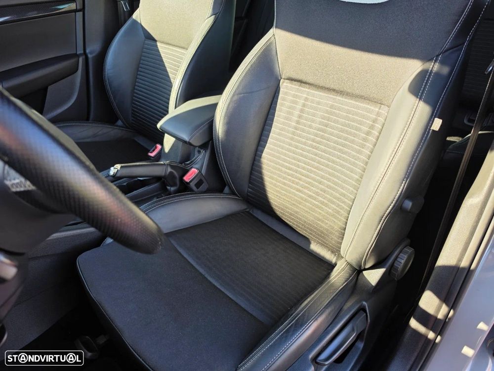 Skoda Octavia 2.0 TDI RS - 9