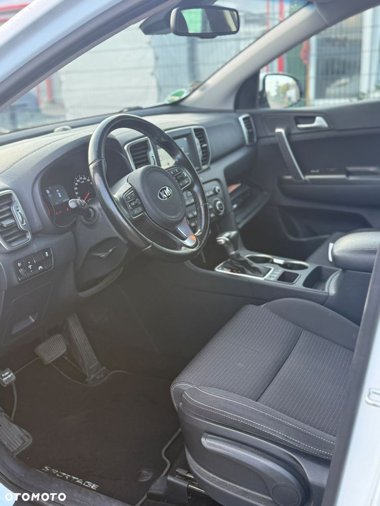 Kia Sportage 1.6 T-GDI AWD DCT SPIRIT - 8