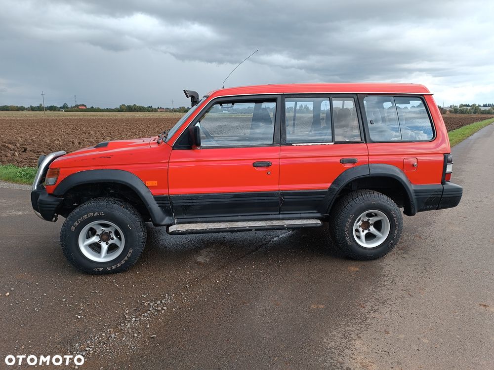 Mitsubishi Pajero - 6