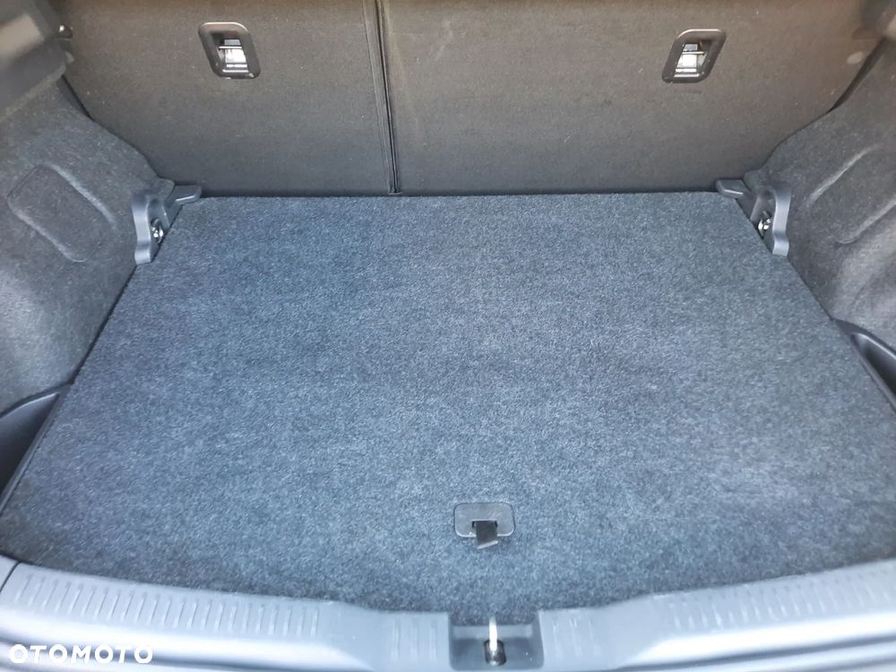 Toyota Auris 1.6 Premium - 14
