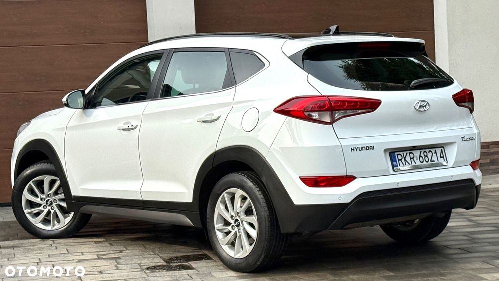 Hyundai Tucson 1.7 CRDI BlueDrive Comfort 2WD - 2