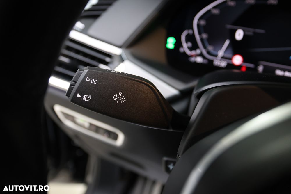 BMW X5 xDrive45e - 30