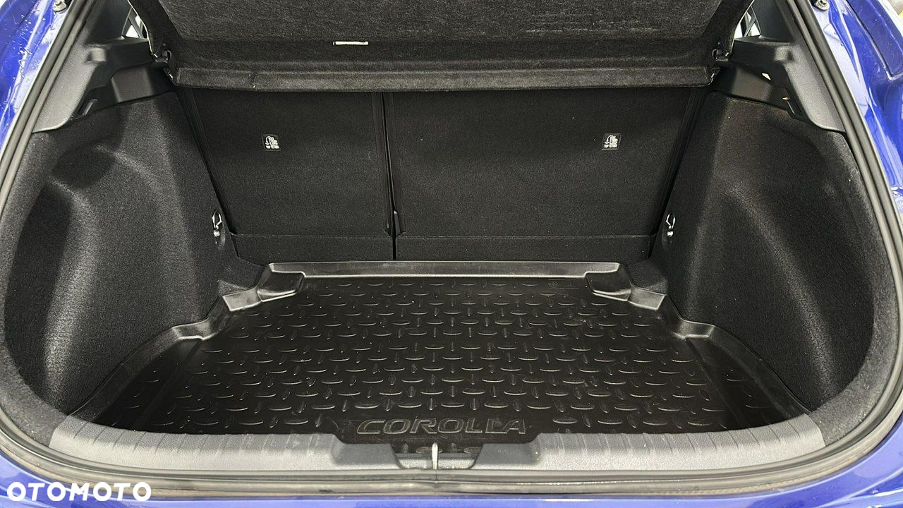 Toyota Corolla - 11