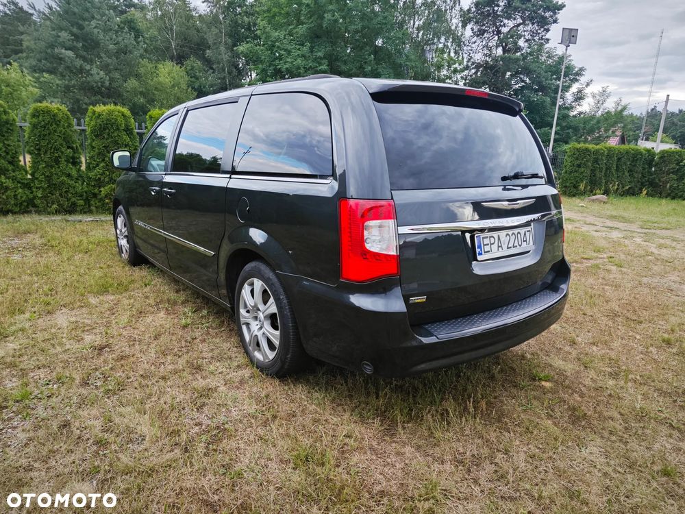Chrysler Town & Country 3.6 Touring - 10
