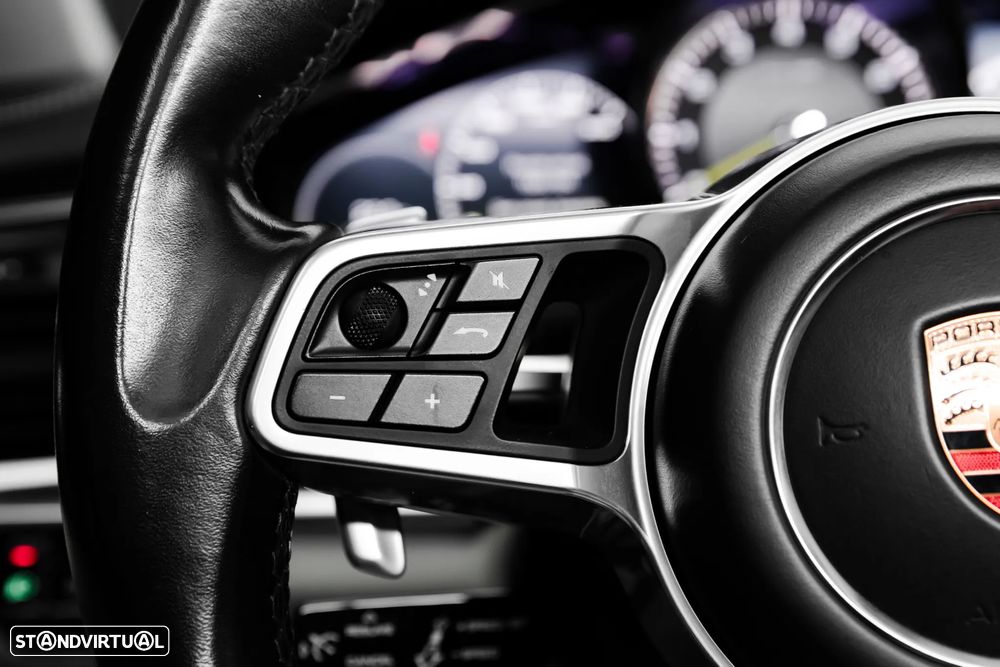 Porsche Panamera Sport Turismo 4 E-Hybrid - 33