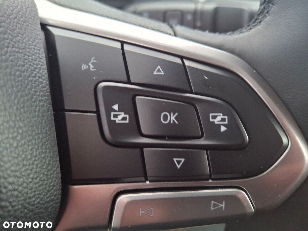 Volkswagen Transporter Furgon 2.0 TDI 150 KM automat - 26