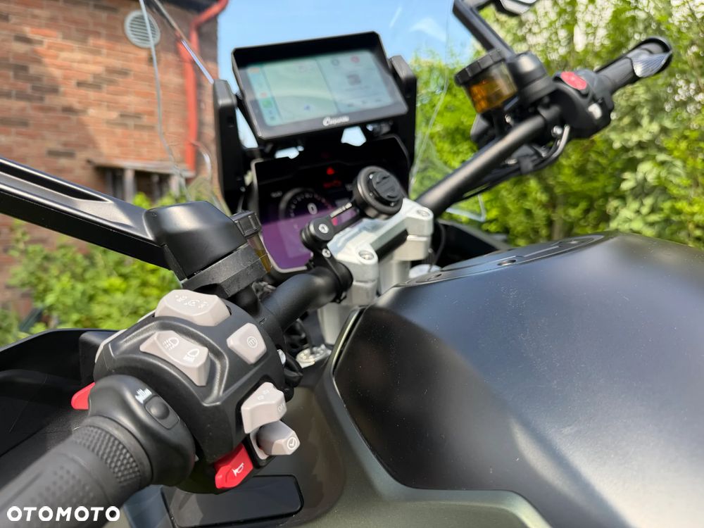 Triumph Tiger - 8