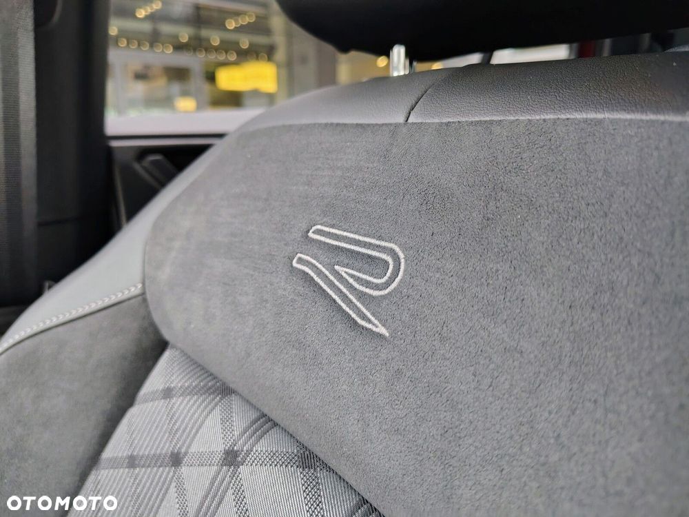 Volkswagen T-Cross - 24