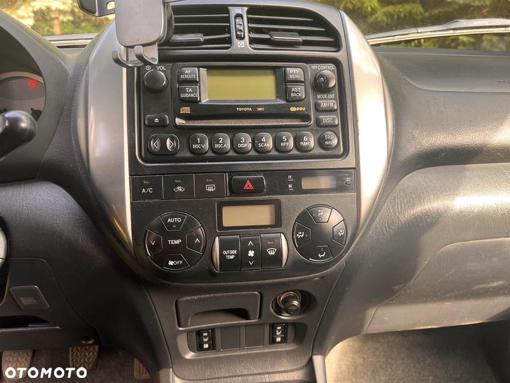 Toyota RAV4 - 5