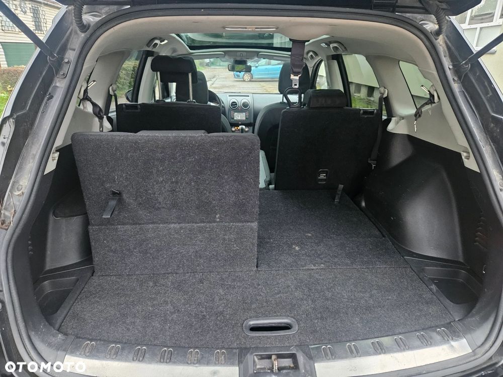Nissan Qashqai+2 - 33