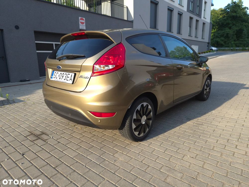 Ford Fiesta 1.25 Trend EU5 - 15