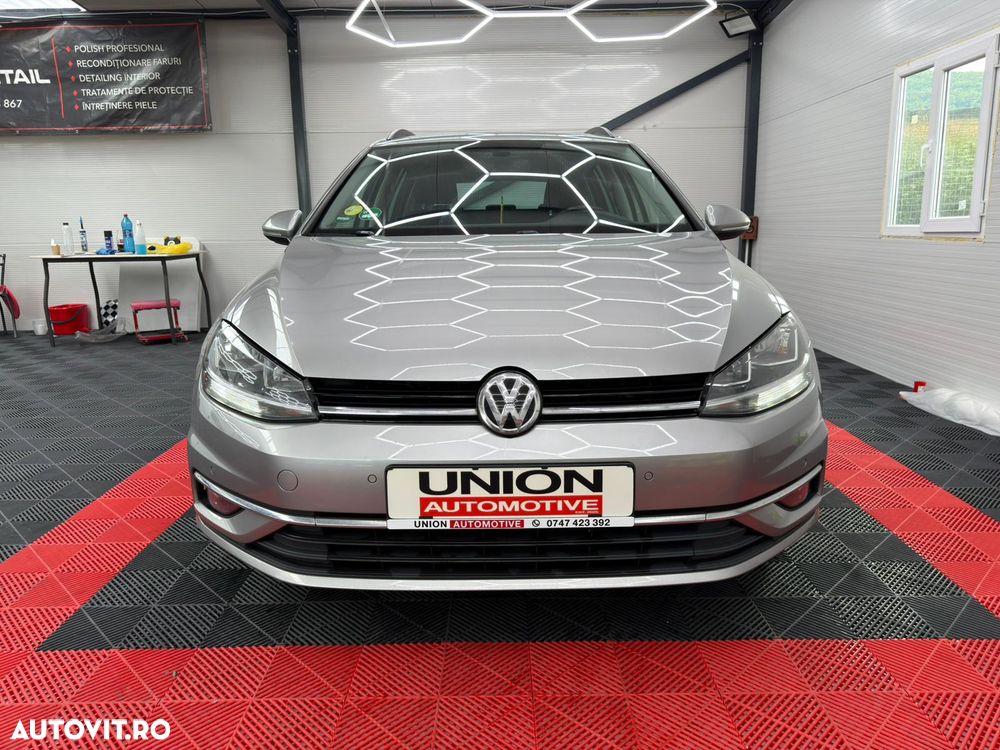 Volkswagen Golf 1.6 TDI SCR DSG Join - 9