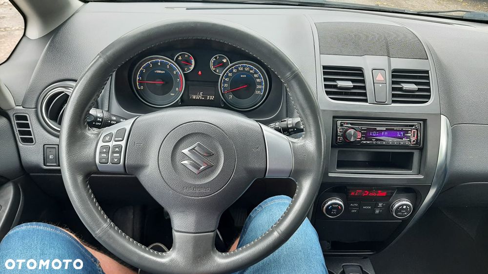 Suzuki SX4 1.6 VVT 4x2 City - 11