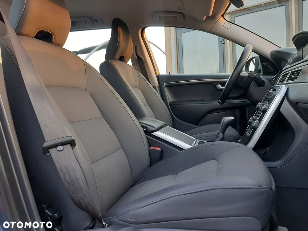 Volvo V70 D4 Summum - 18