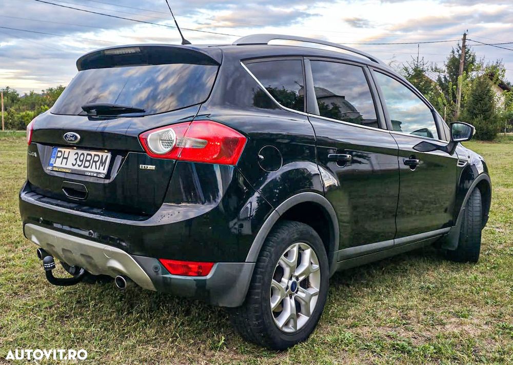 Ford Kuga 2.0 TDCi 4WD Powershift Titanium - 6