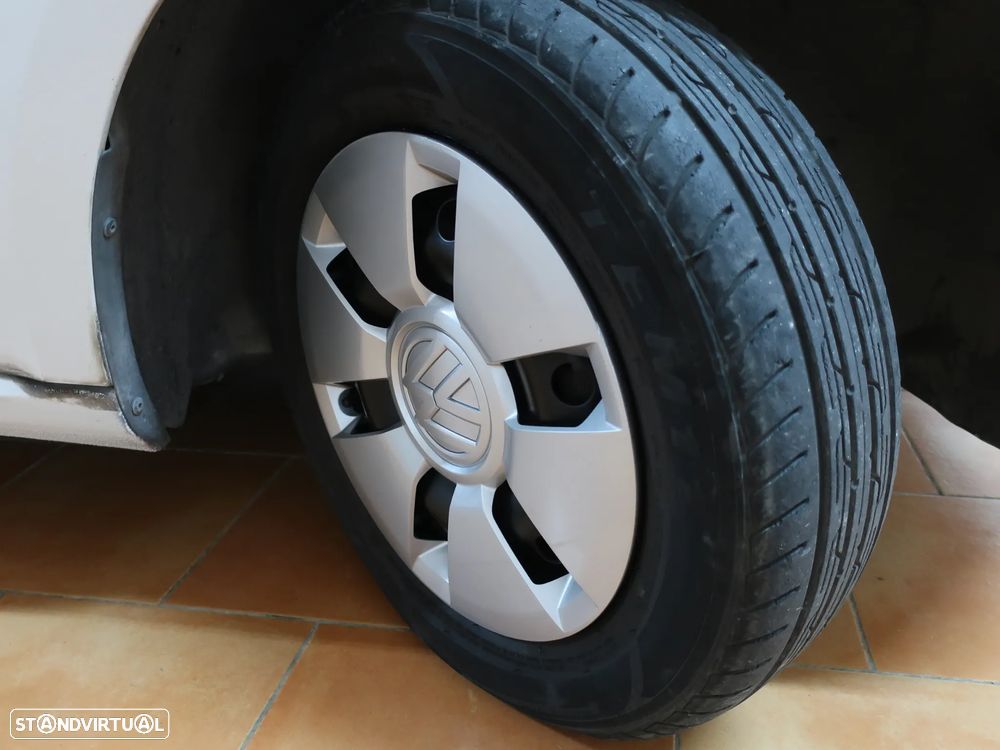 VW Up! 1.0 Take - 6