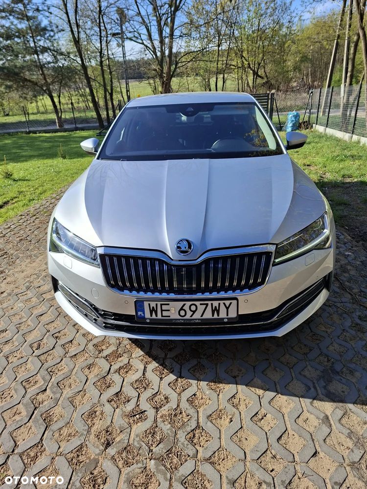 Skoda Superb 2.0 TDI 4x4 L&K DSG - 8