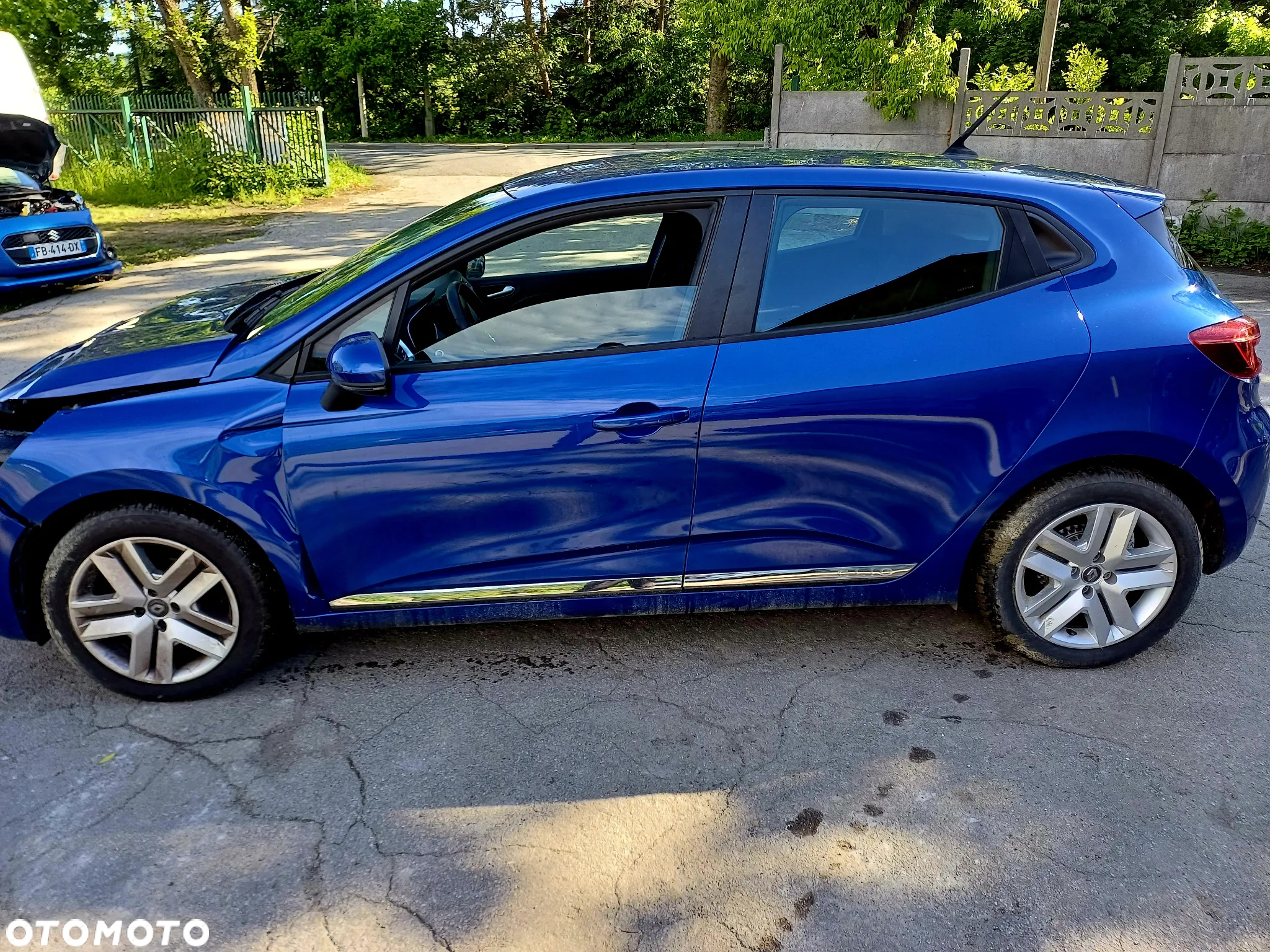 Renault Clio TCe 100 BUSINESS EDITION - 2