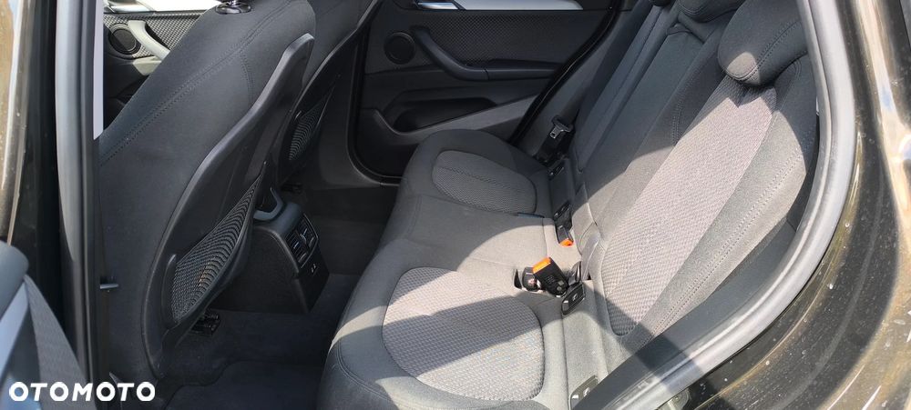BMW X1 sDrive18i - 7