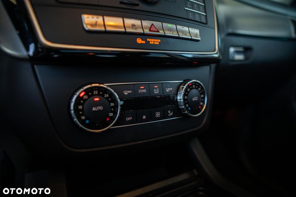 Mercedes-Benz GLE - 17