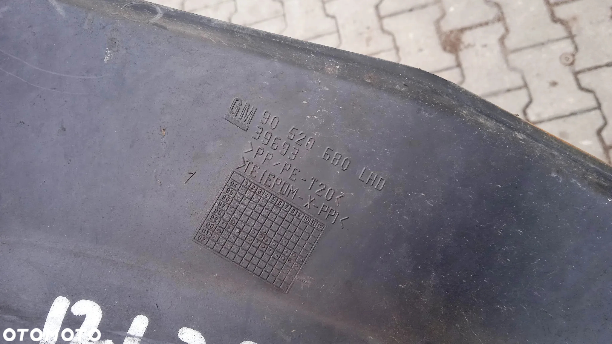 Podszybie Opel Astra II 90520680 - 2