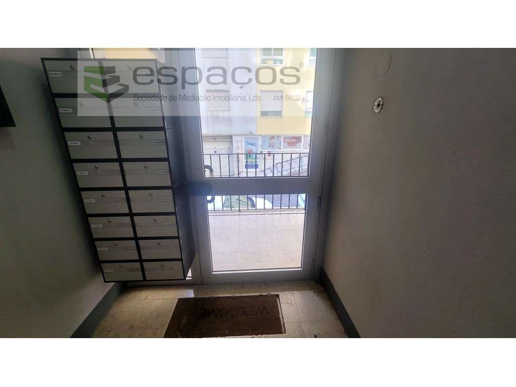 T2 centro de Queluz - Grande imagem: 4/24