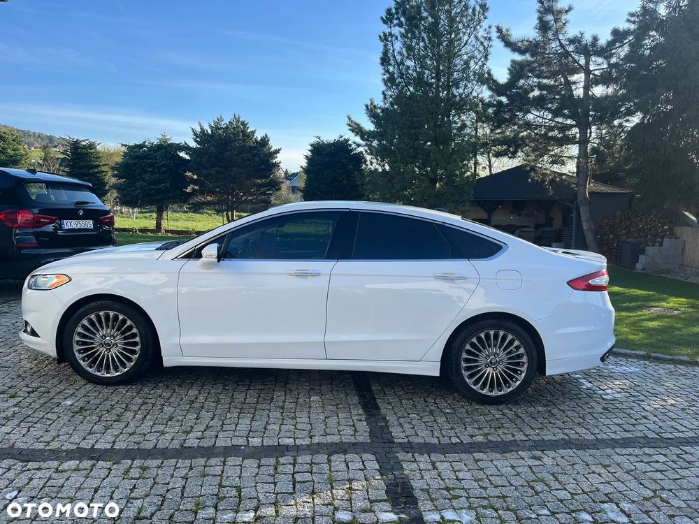 Ford Fusion - 2