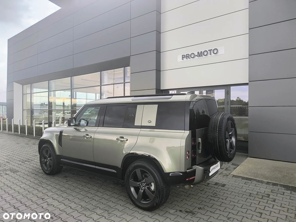 Land Rover Defender - 7