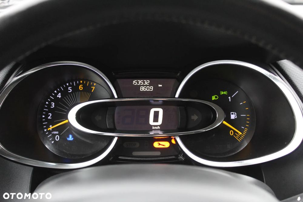 Renault Clio - 7