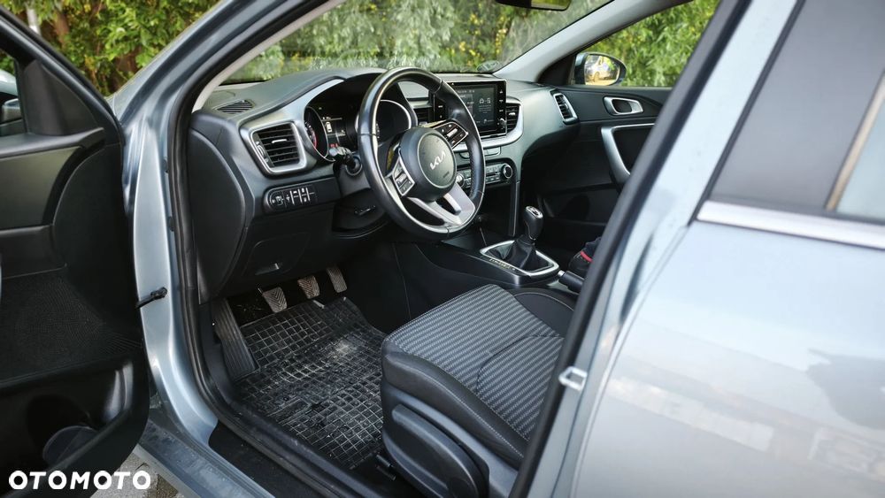 Kia Ceed - 15
