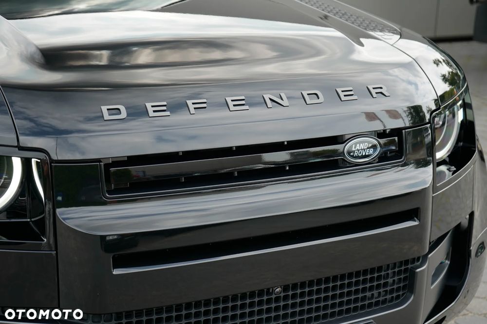 Land Rover Defender 3.0 D250 mHEV X-Dynamic SE - 7
