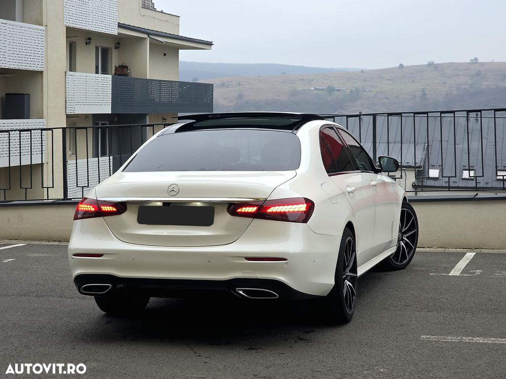 Mercedes-Benz E 220 d T 9G-TRONIC AMG Line - 4