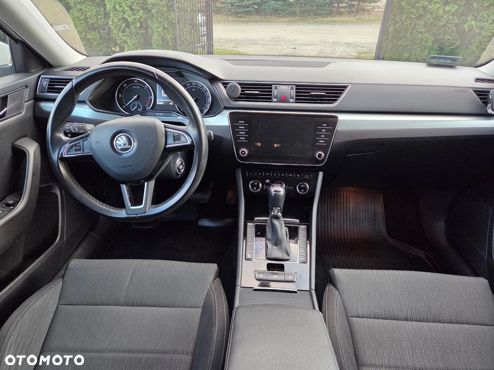 Skoda Superb 2.0 TDI Ambition DSG7 - 7