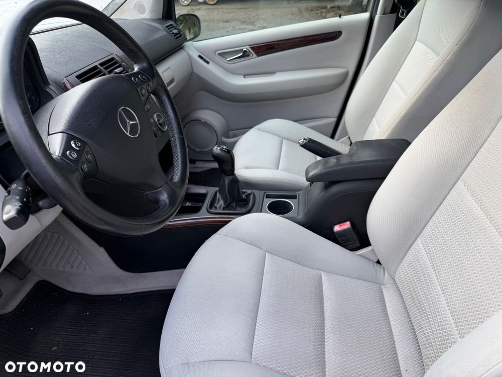 Mercedes-Benz Klasa A 160 CDI Elegance - 15